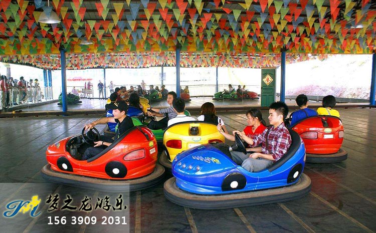 150平方游樂(lè)場(chǎng)碰碰車(chē)全套價(jià)格是多少？